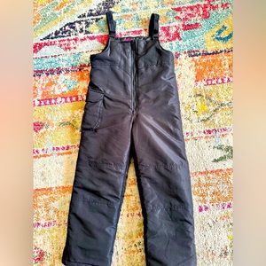 London Fog size 7/8 snow pants